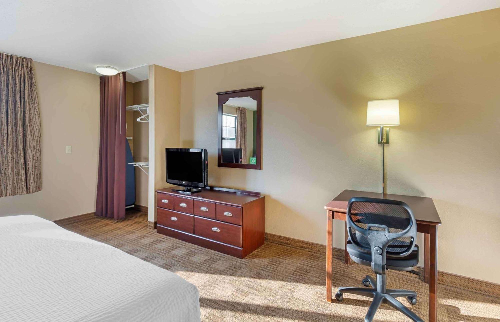 Extended Stay America Suites - Chicago - Vernon Hills - Lake Forest Exterior foto
